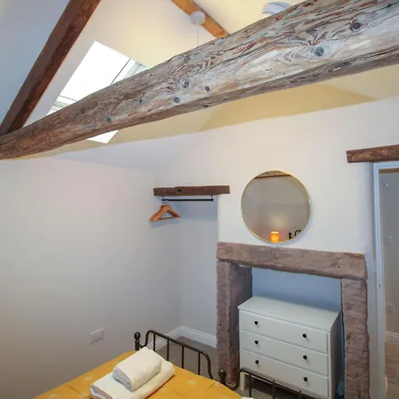 South View Cottage, Dacre Located On A Working Farm In An Area Of Peace And Tranquillity *