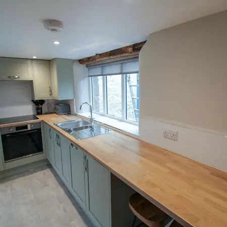 South View Cottage, Located On A Working Farm In An Area Of Peace And Tranquillity